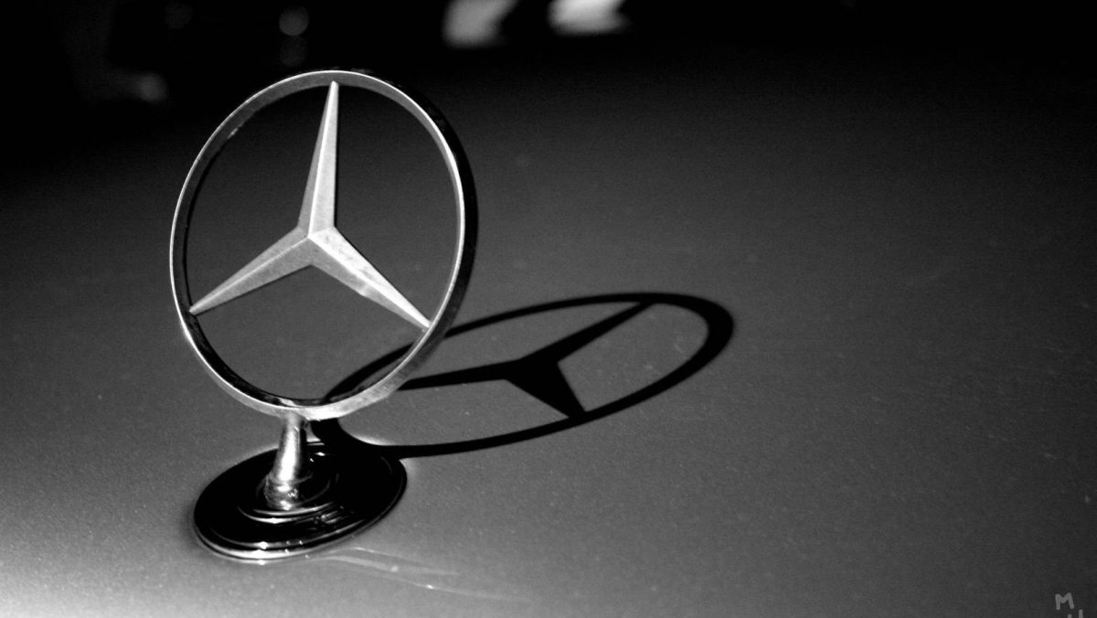 Mercedes значок