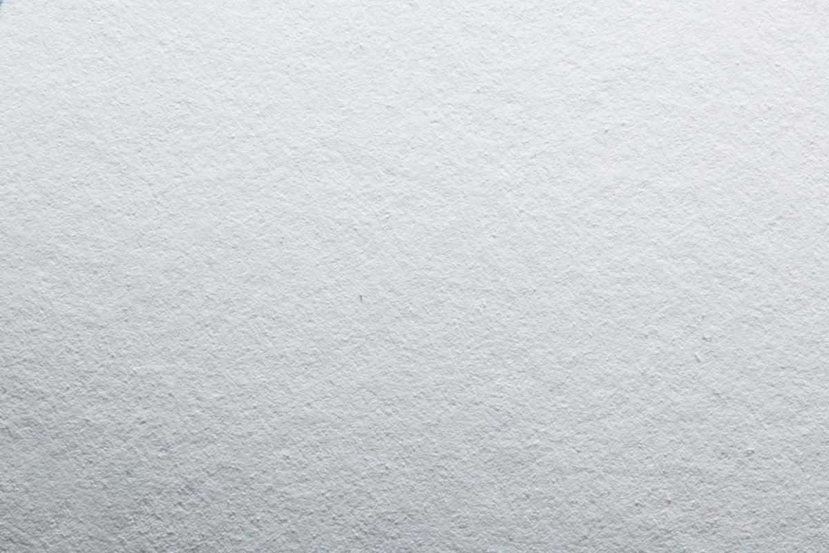 Зернистая штукатурка белая