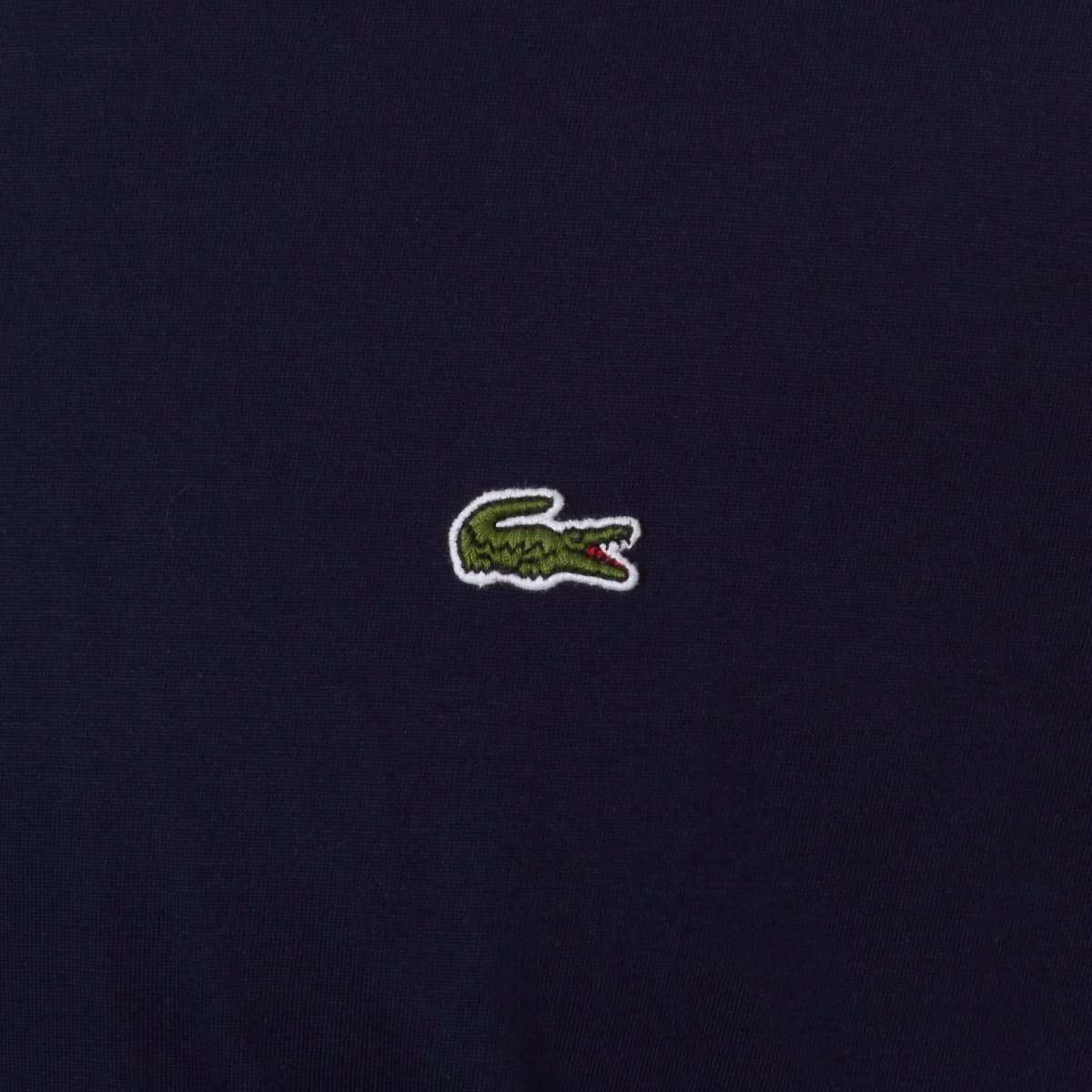 Lacoste обои на iphone