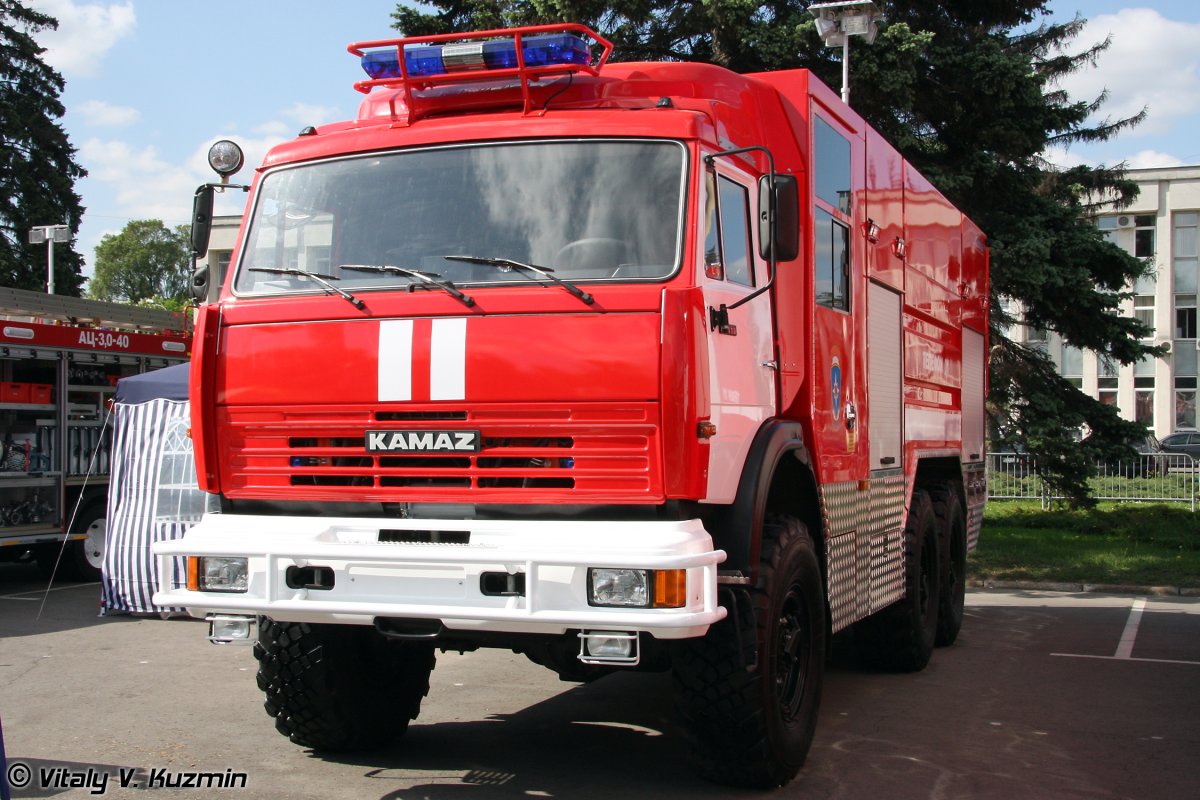 АЦ-70 43118 КАМАЗ