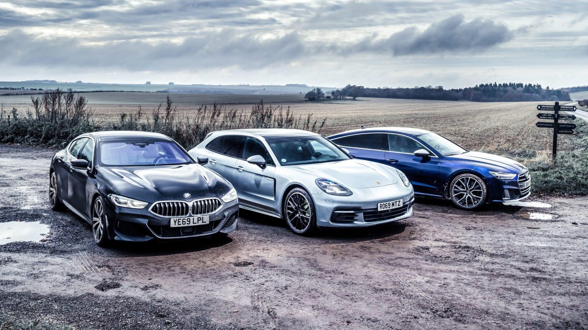 BMW 8 vs Porsche Panamera