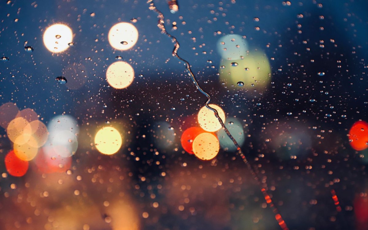 Солнечные блики на стекле