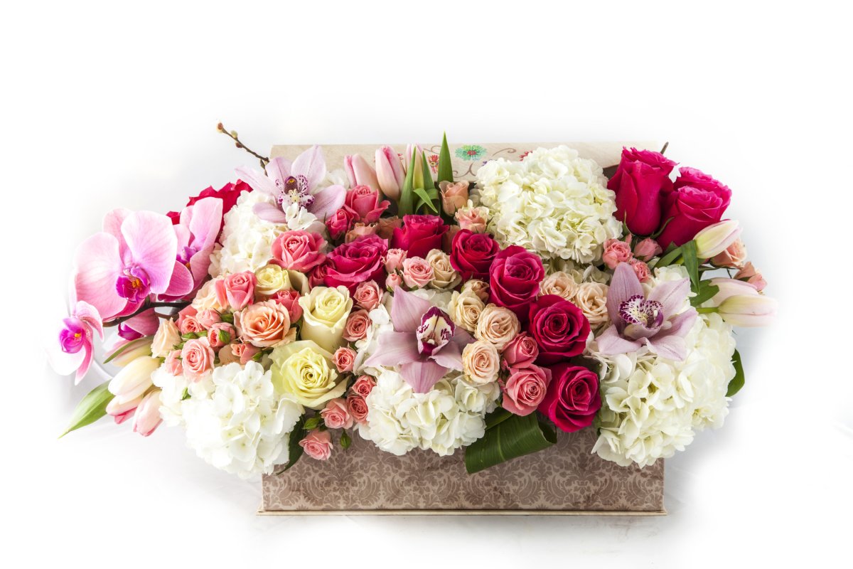 Красивые цветы в подарок