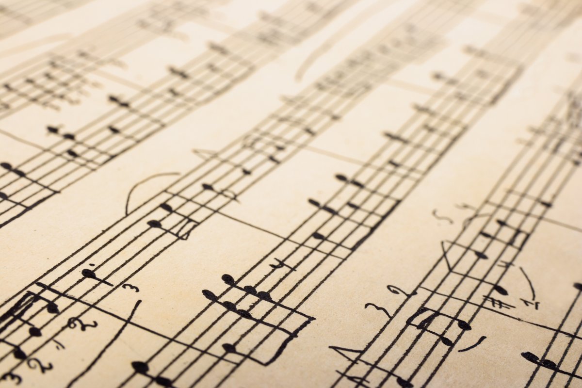 Кисточка и Ноты