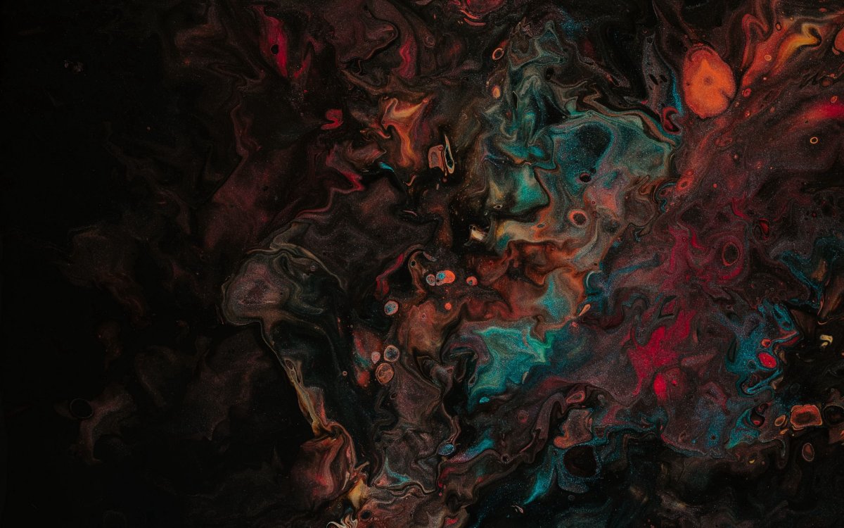 Пионы натюрморт на темном фоне