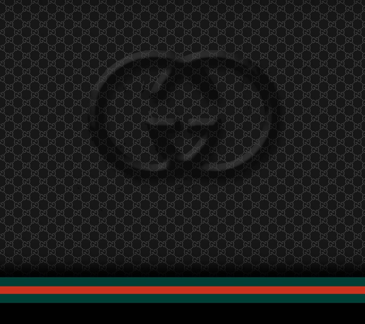 Гуччи на темном фоне