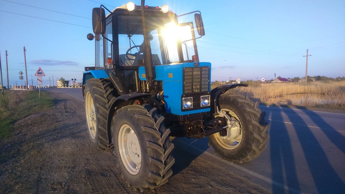 Трактор МТЗ 892