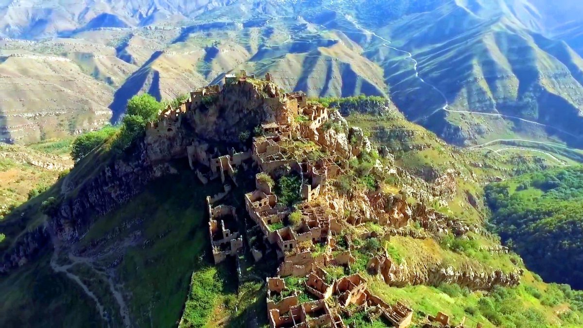 Село призрак в Дагестане Гамсутль