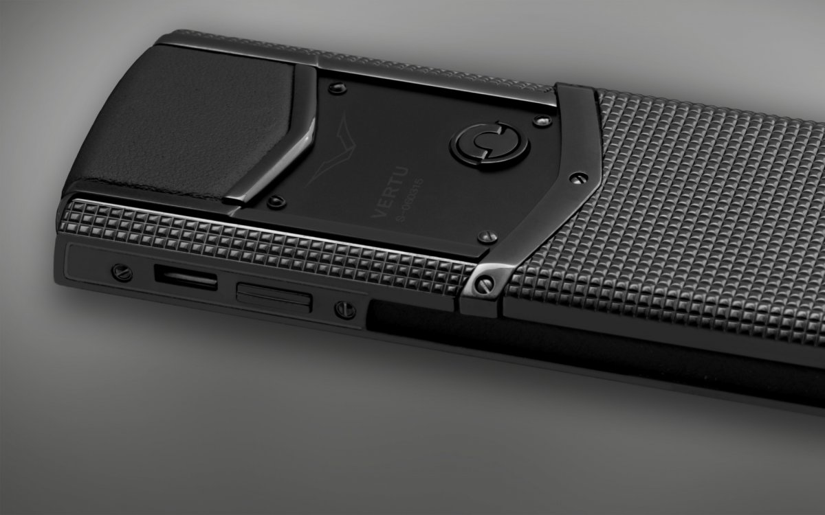 Vertu телефон