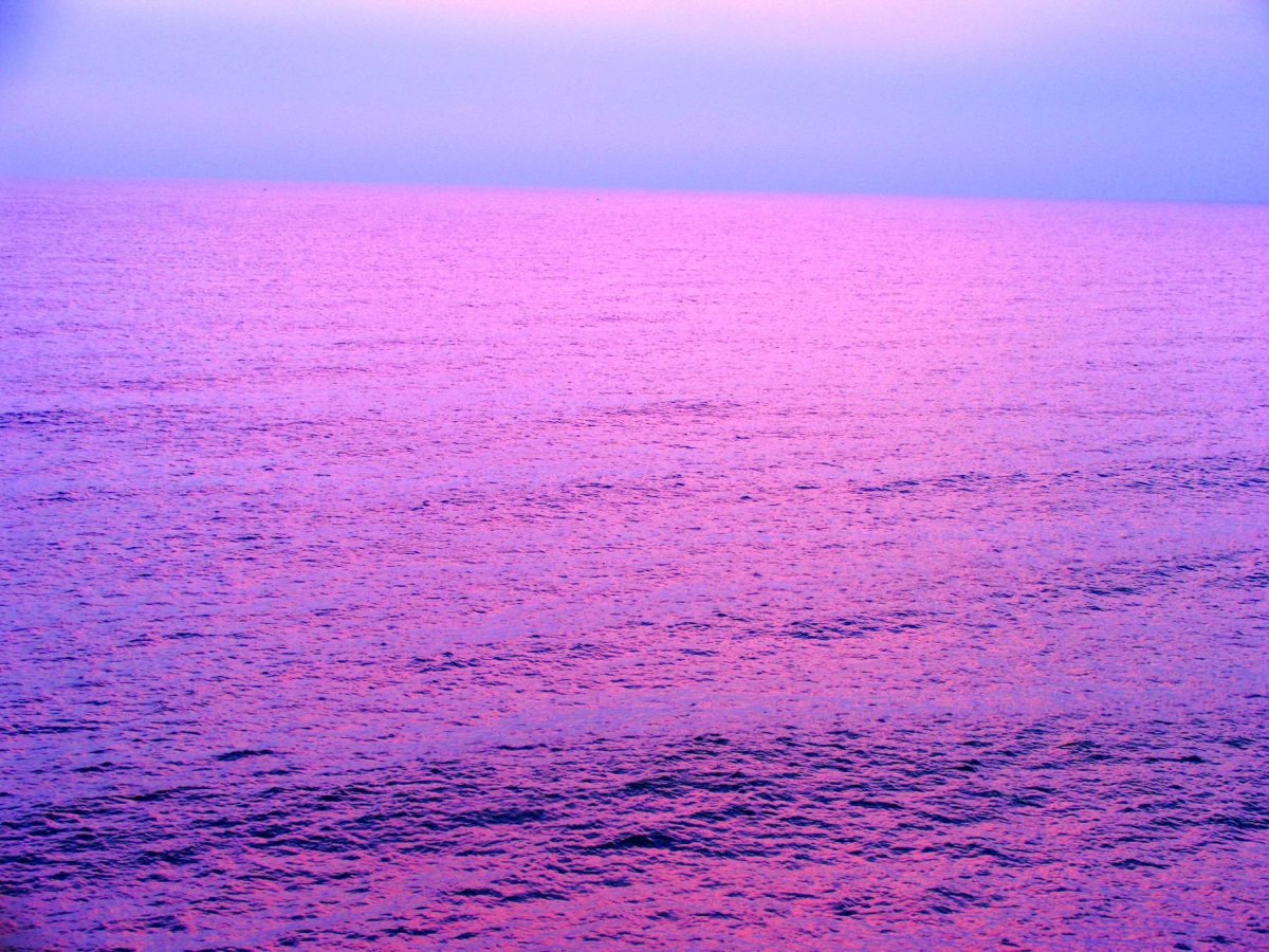 Фиолетовый океан
