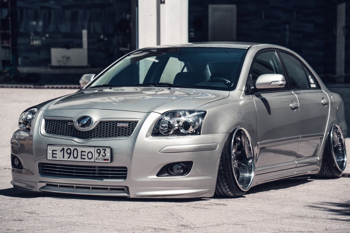 Тойота Авенсис т25