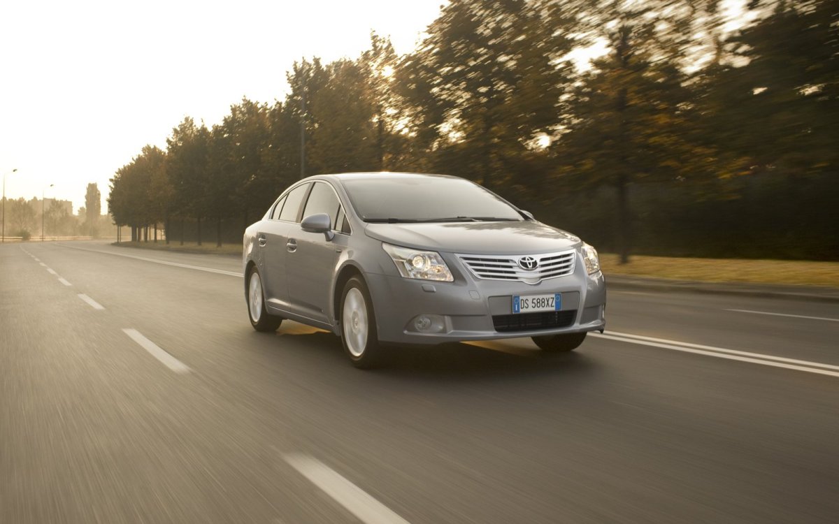 Toyota Avensis универсал