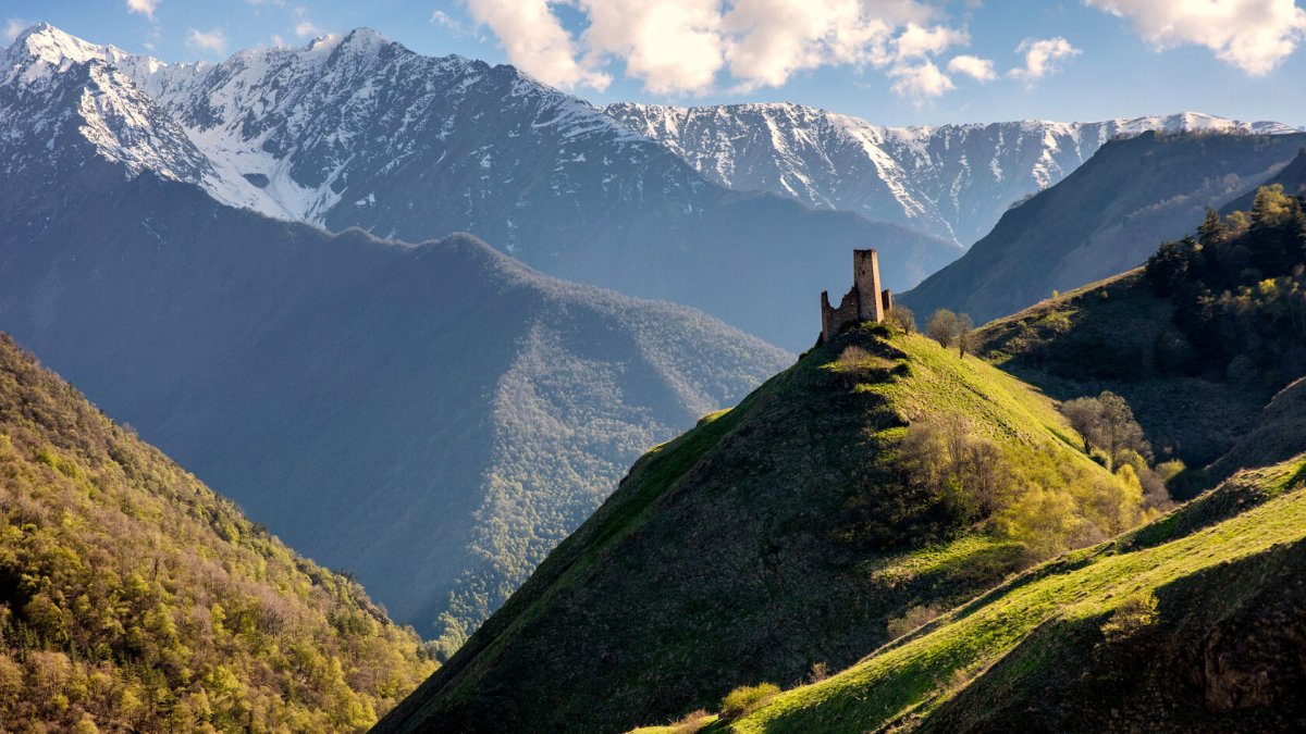 Кавказские горы на рабочий стол