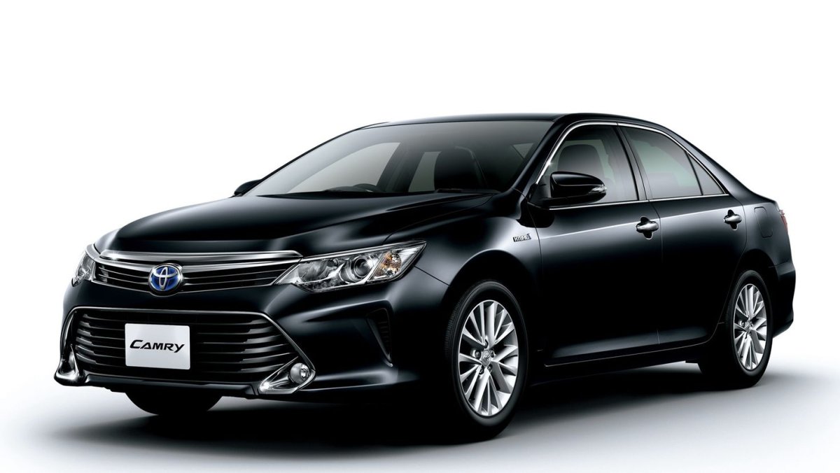 Toyota Camry (2015-2018)