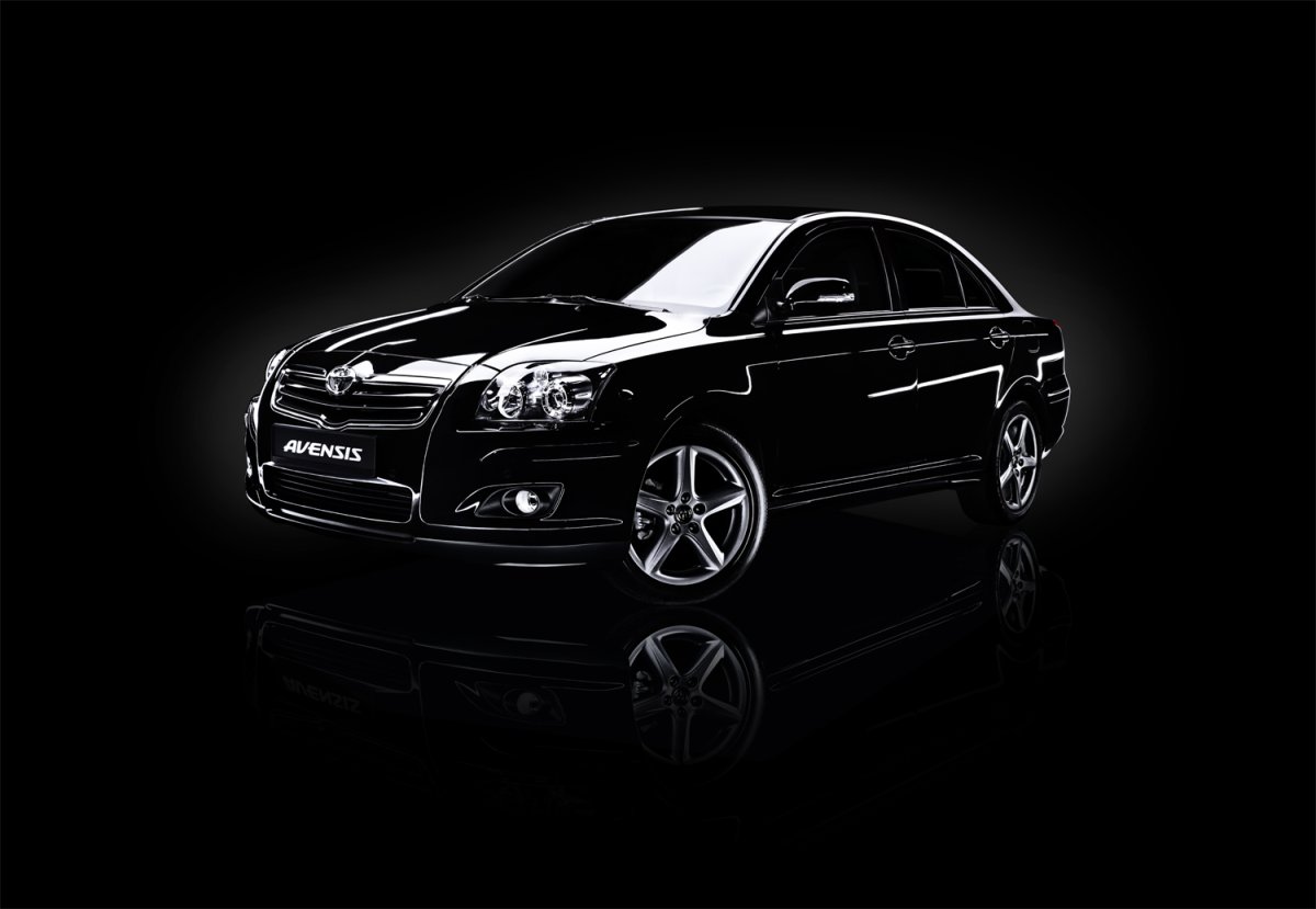 Тойота Авенсис обои