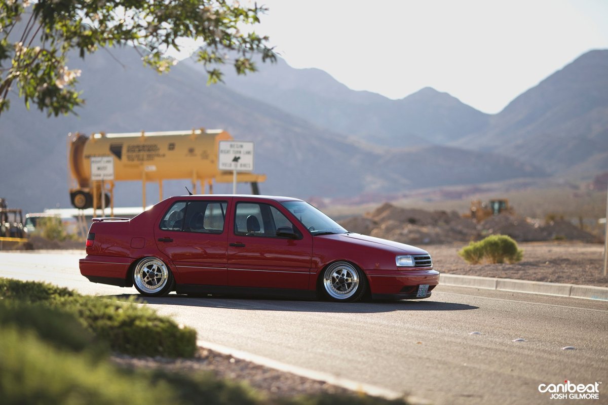 Фольксваген Джетта GTI