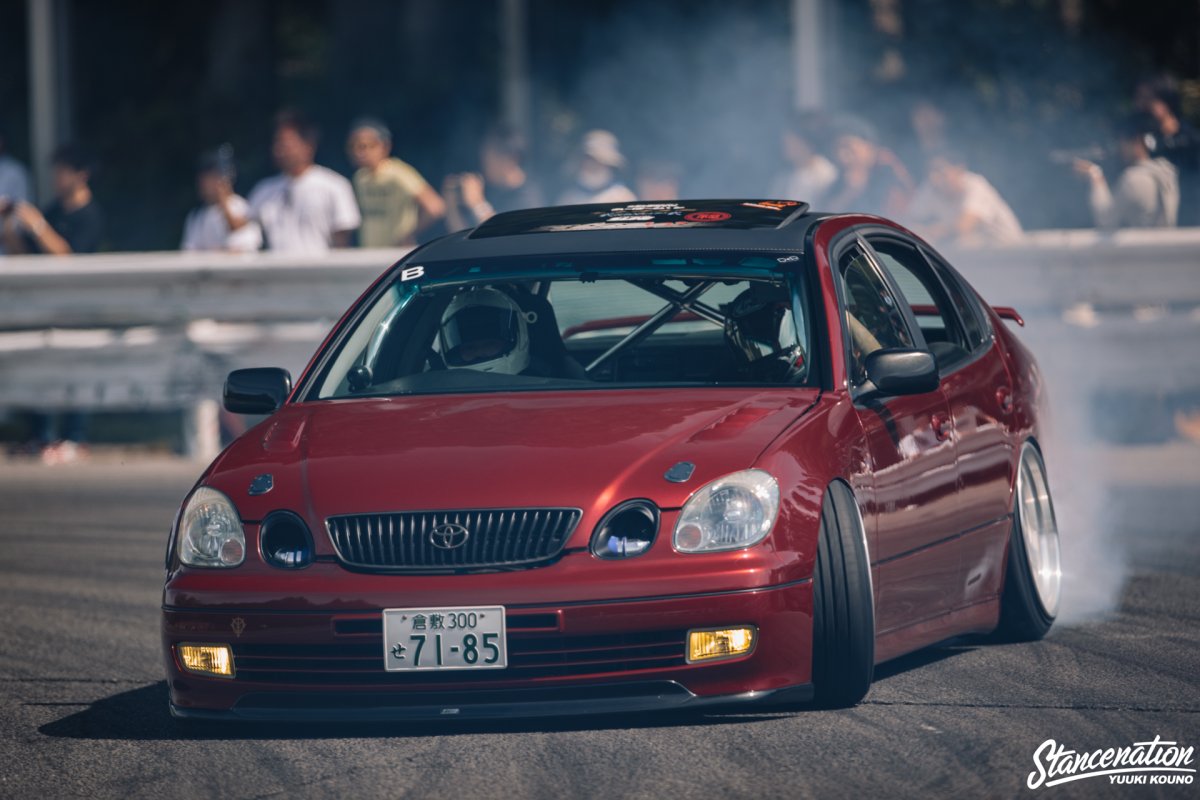 Тойота аристо стенс