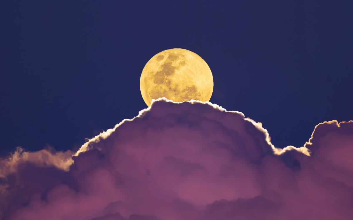 Заставка на рабочий стол Луна