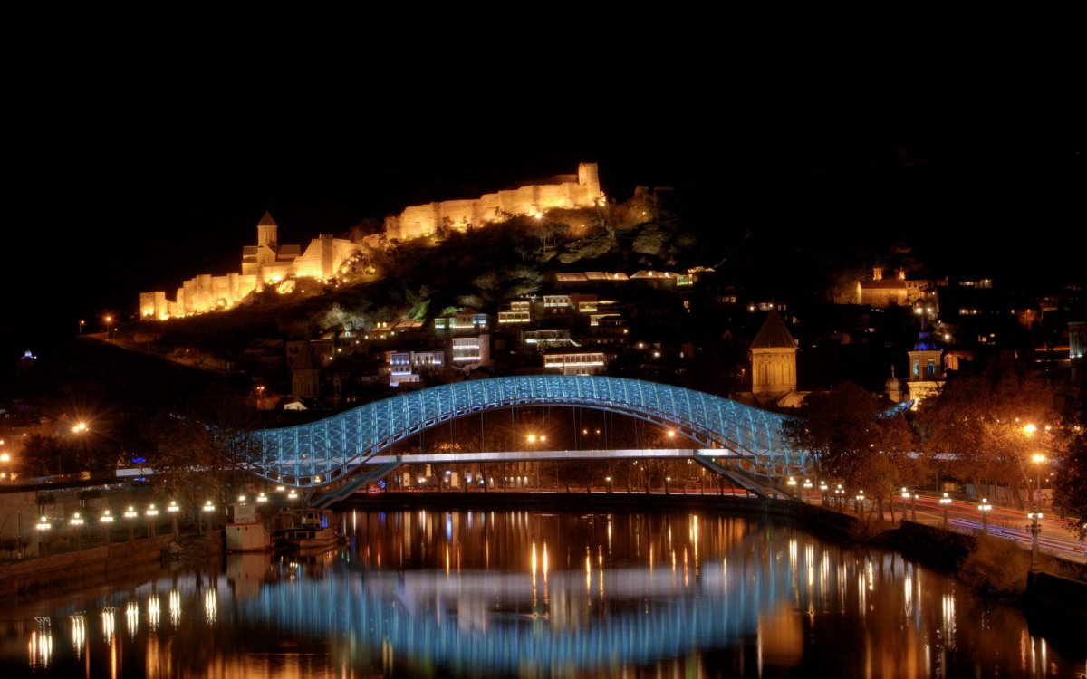 Тбилиси фон