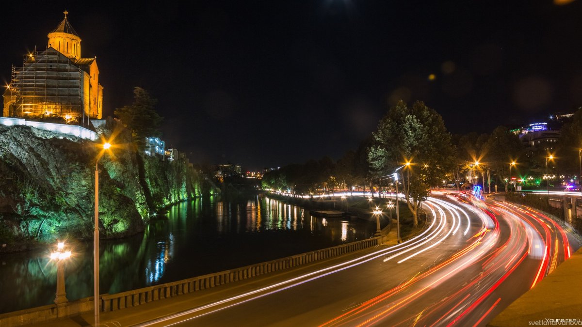 Улица Метехи Тбилиси