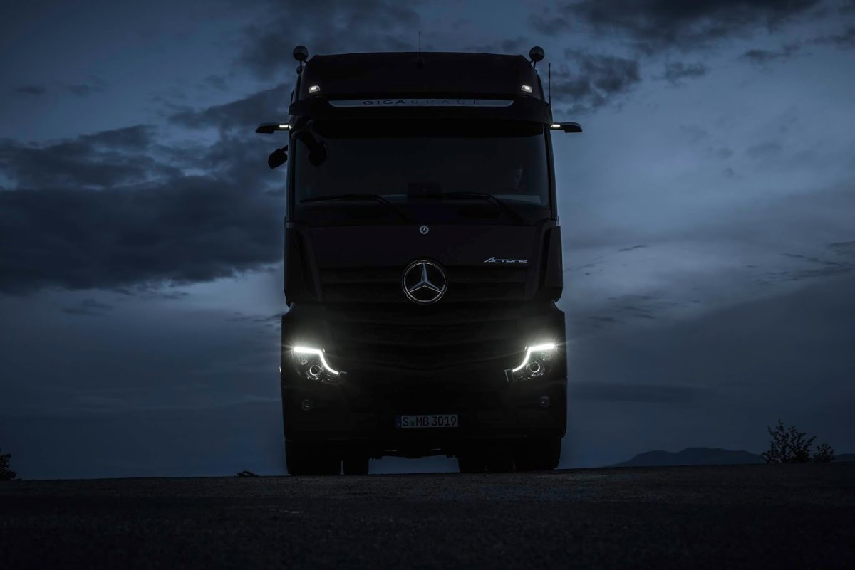 Мерседес бенз Альктрон 2021