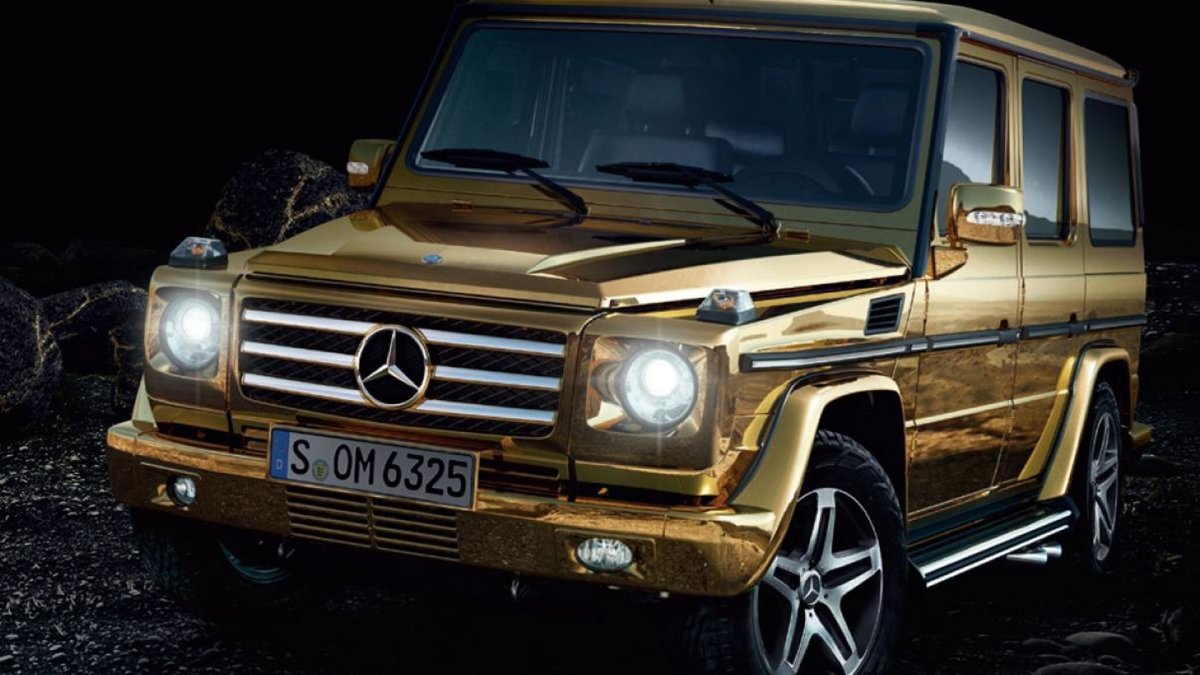 Mercedes Benz g class золотой