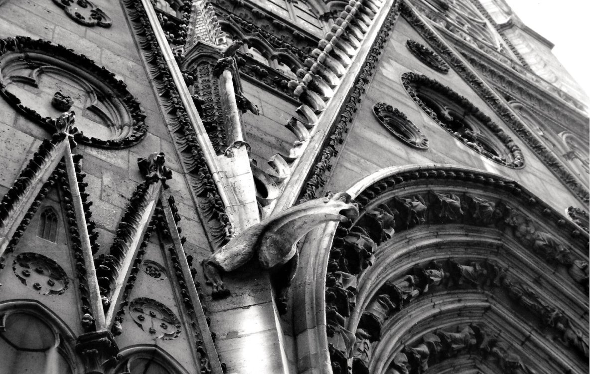 Готическая архитектура мост