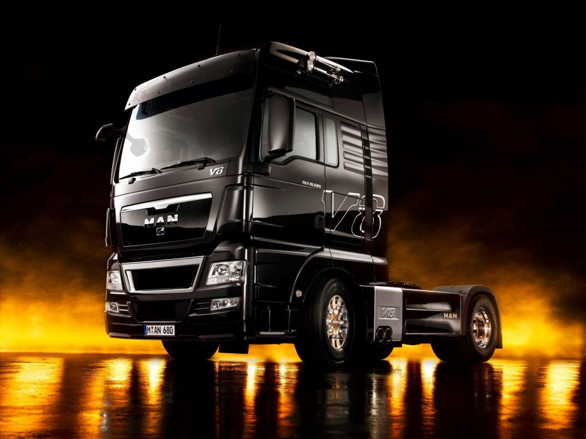 Грузовик man черный