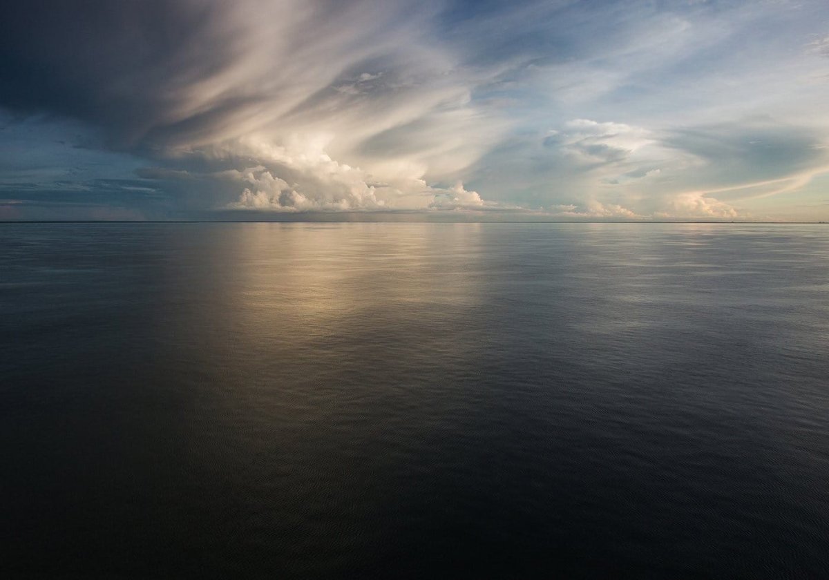 Штиль в тихом океане