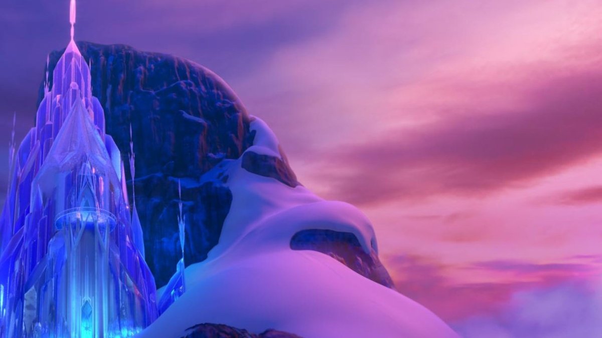 Замок снежной королевы (Ice Queen's Castle)