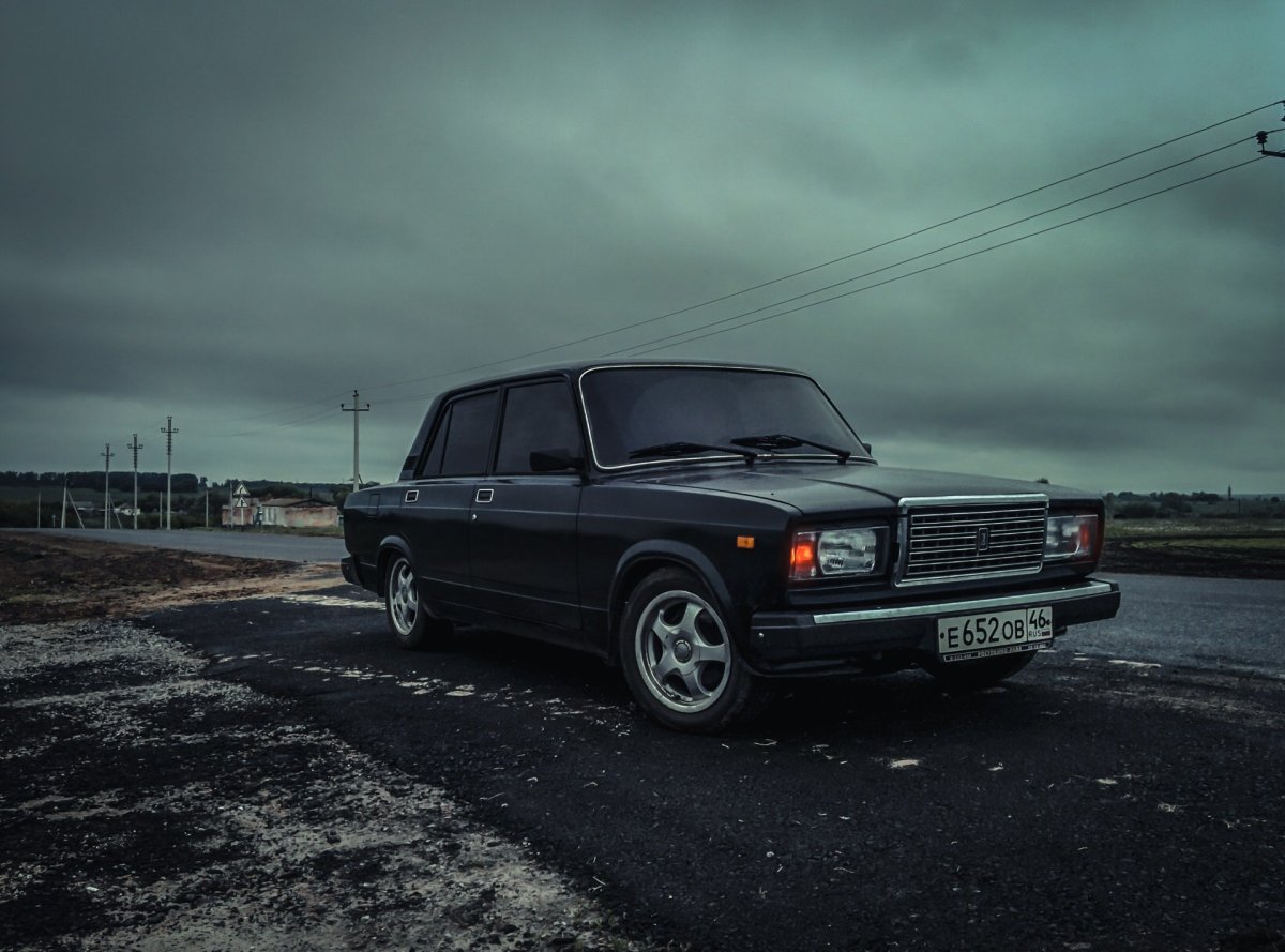 Чёрная семёрка ВАЗ 2107