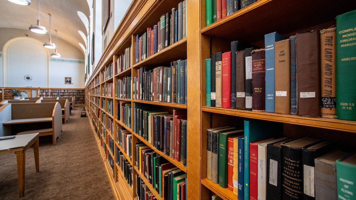 Школьная библиотека