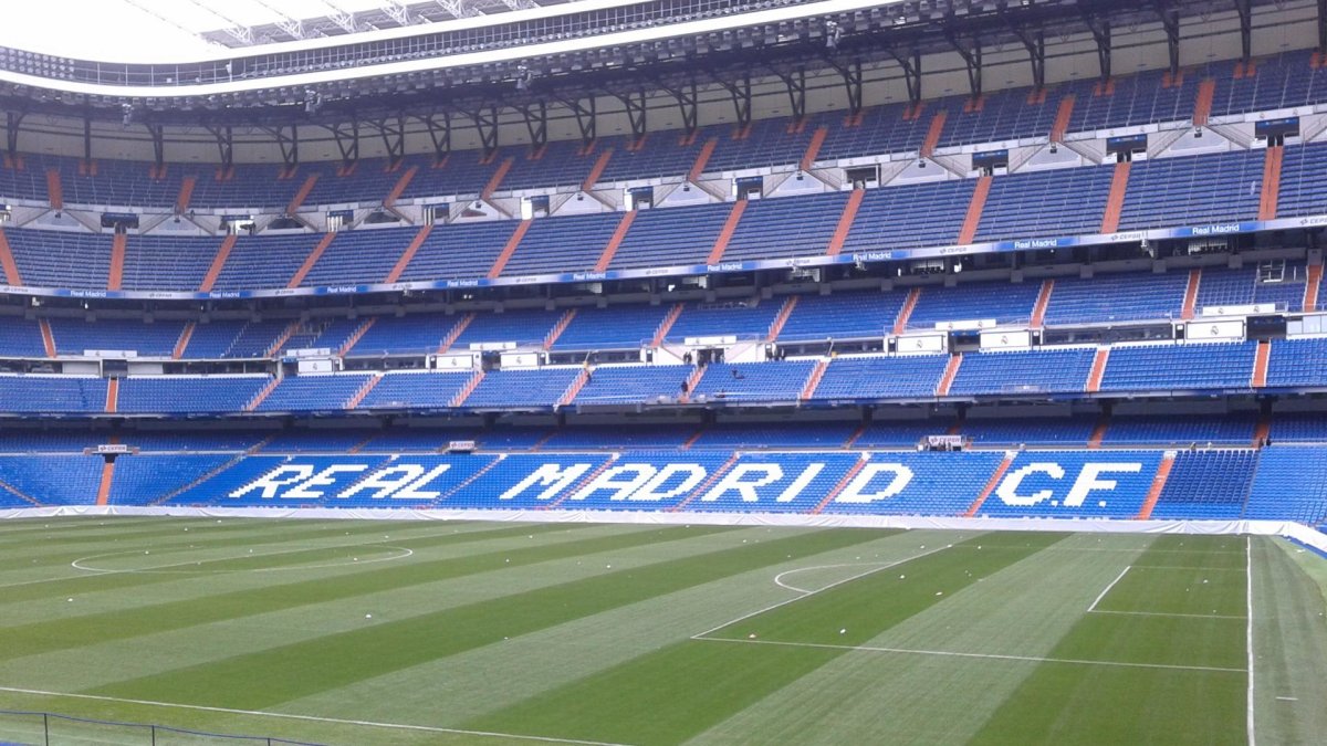 Сантьяго Бернабеу поле