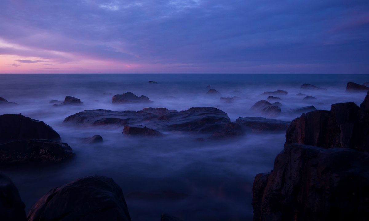 Ночь в море