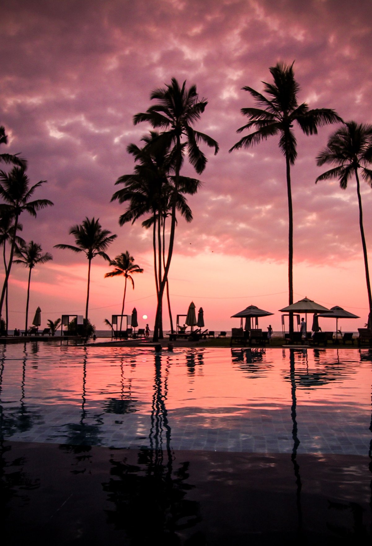 Мальдивы розовый закат