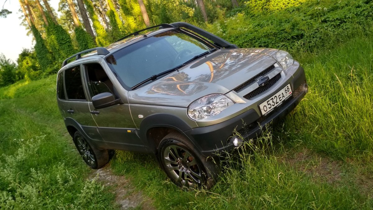 Нива Шевроле r18 Патриот