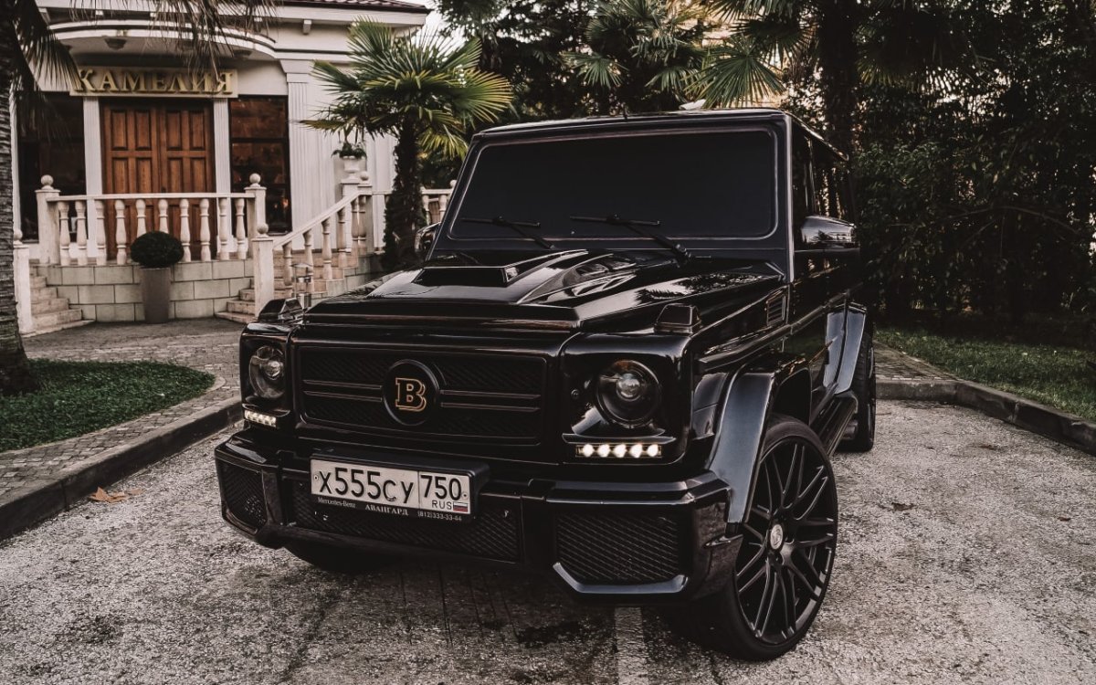 Черный Гелик Брабус Эстетика