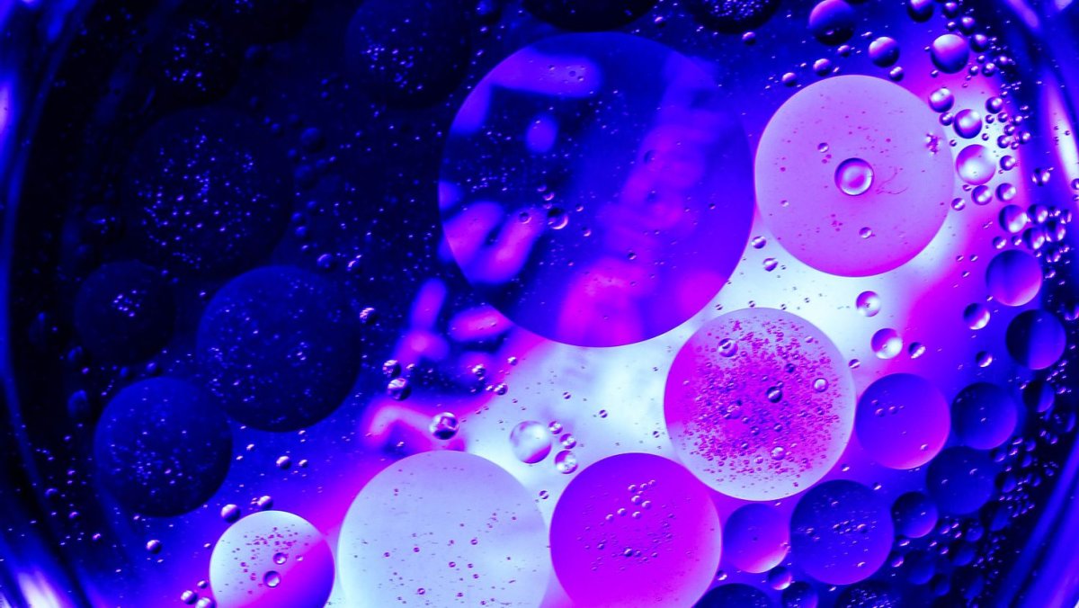 Фиолетовые пузыри