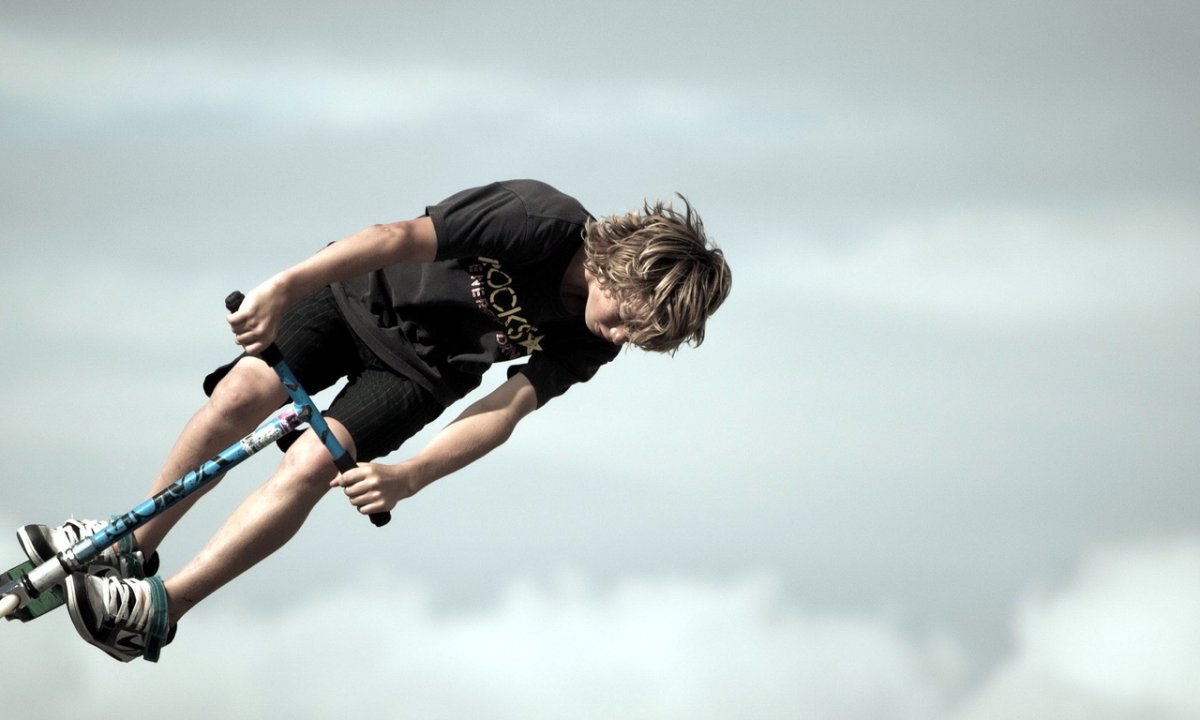 Трюк 360 градусов самокат