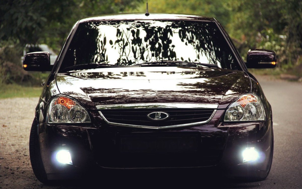 Лада Приора 2 седан бункер белая