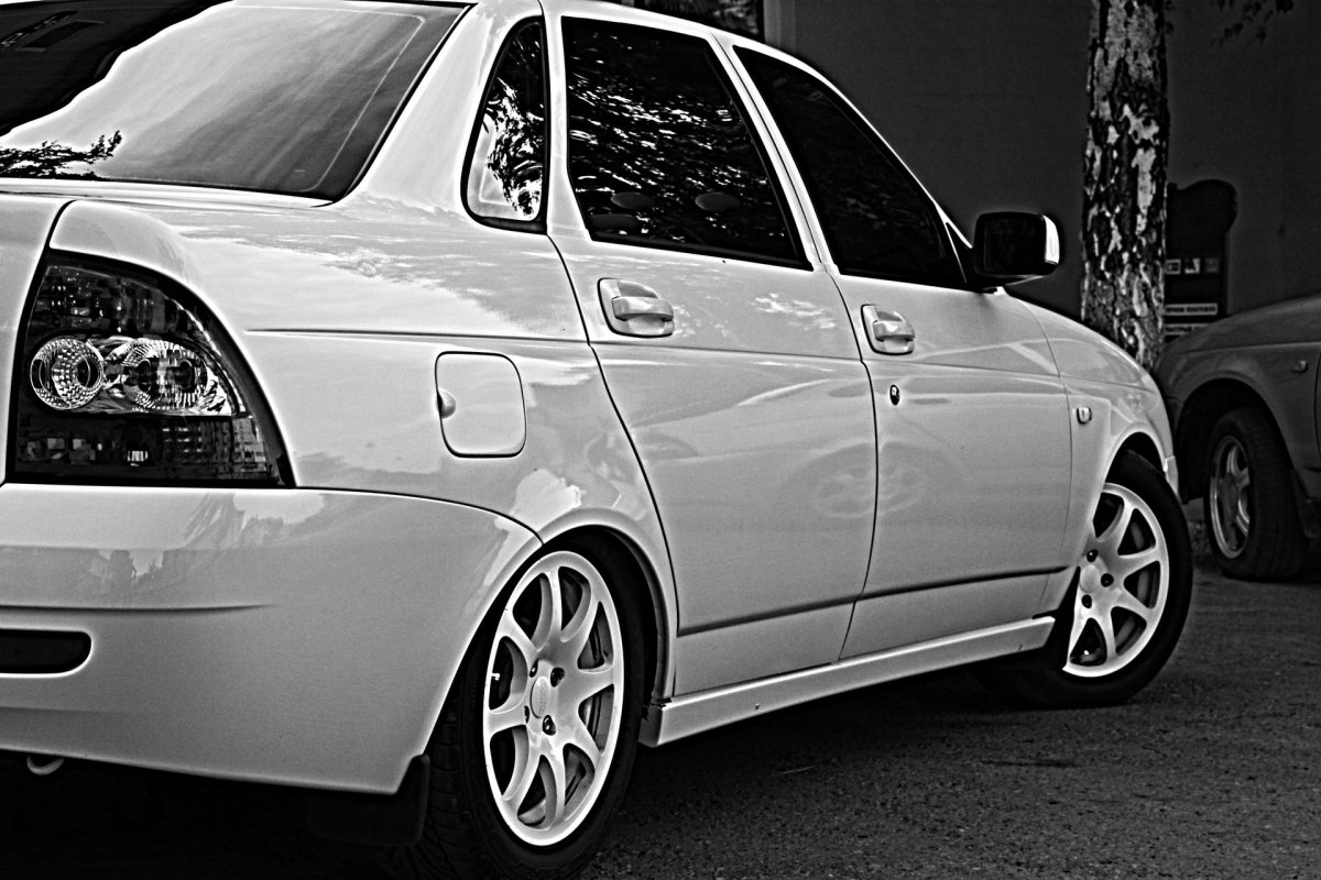 Приора с009кн