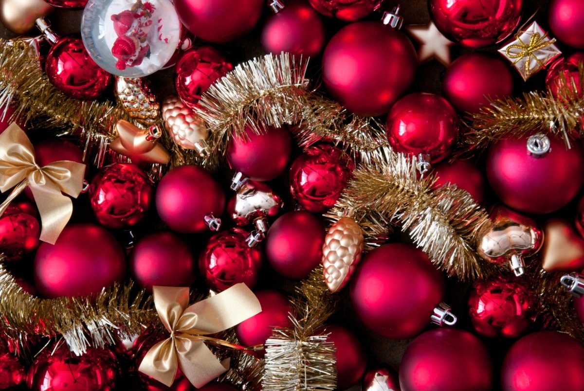 Красивые новогодние игрушки