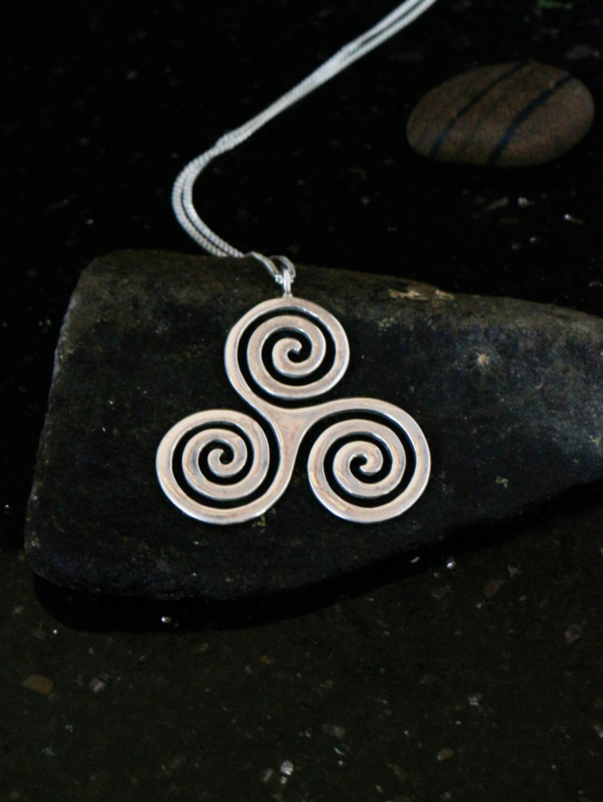 Трискелион Альфа бета Омега