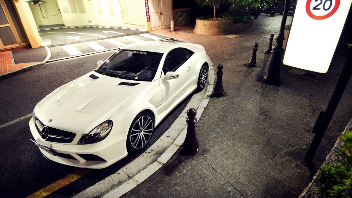 Red Mercedes Benz sl65 AMG