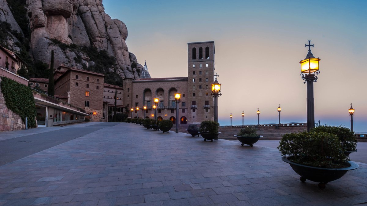 Набережная Каталония