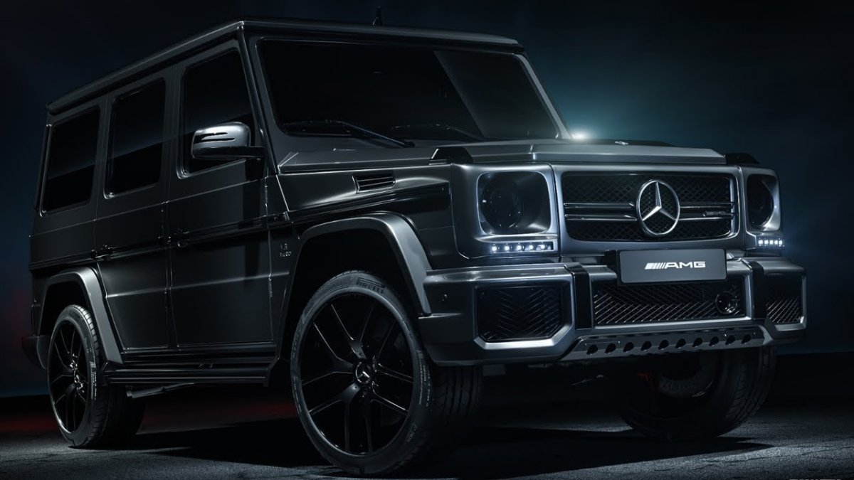 G63 Full Black