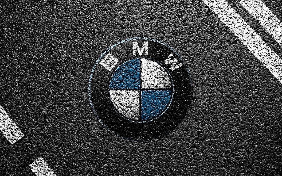 BMW logo 4k