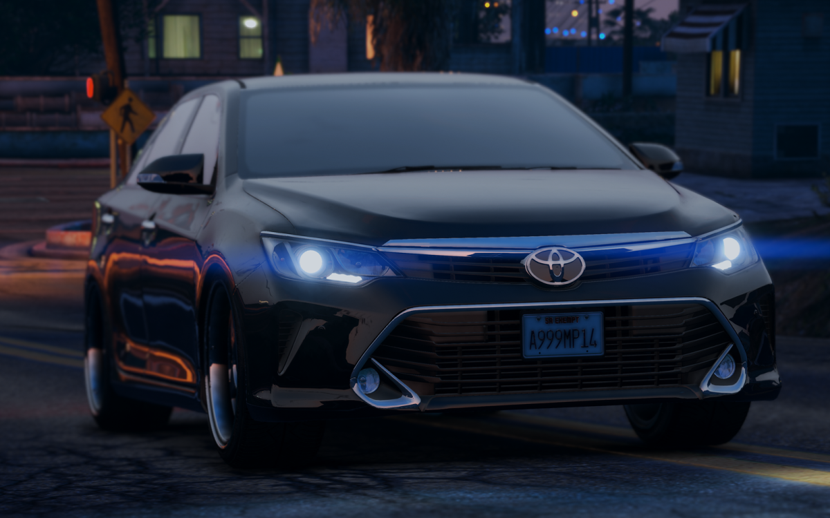 Toyota Camry 2016