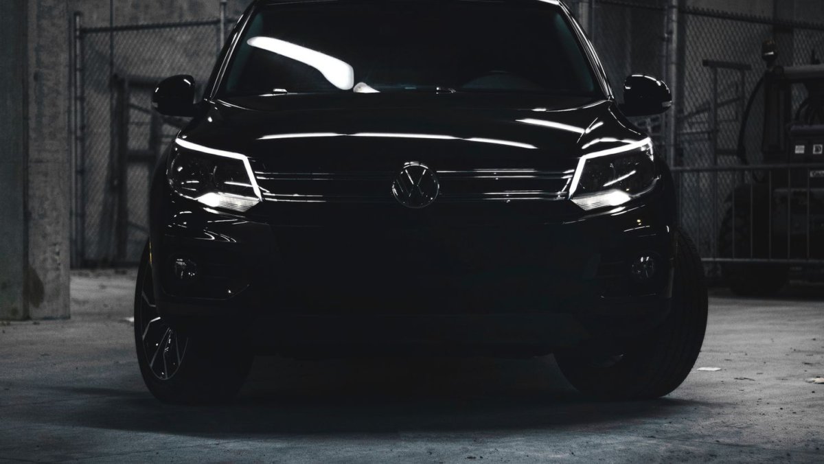 Volkswagen Tiguan Black