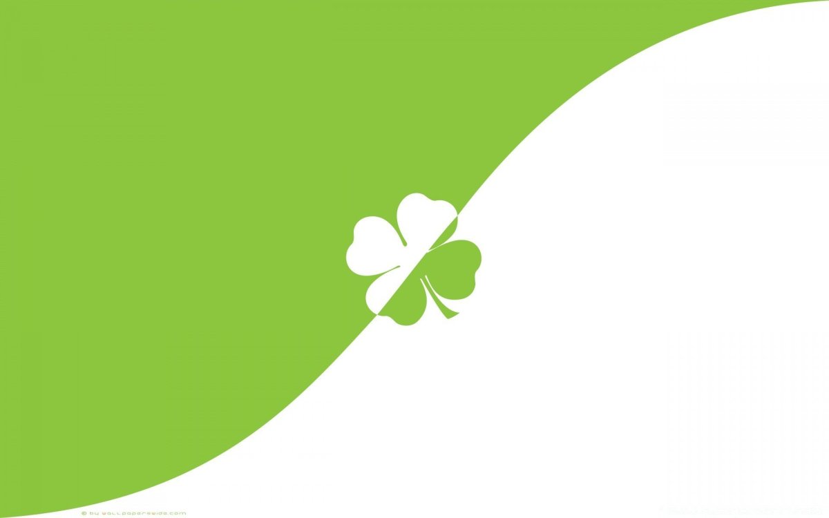 Обои на рабочий стол Клевер четырехлистный